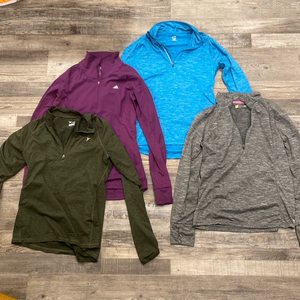 Athletic 1/4 zip tops